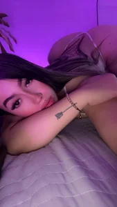 GlektraGray About last night in my room Pic 8