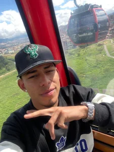 OUBA-boy_ Public Foto 3