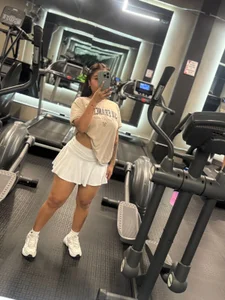 I love going to the gym 🏋️ de jessymorgan_  3 Imagens