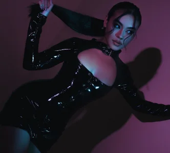 After Dark od GigiLee_  2 snímek