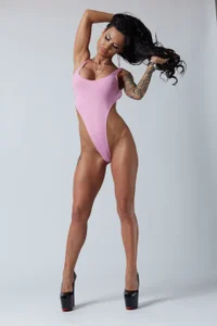MilfSinners Public Pic