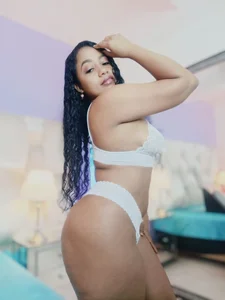 Kamila-Kane 🤍🖤🤍🖤 Bilde 4