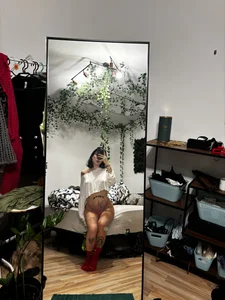 _laechle_s XXX nøgenfoto 1