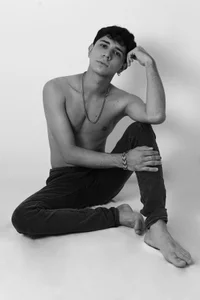 Daniel_Harris_ Public Pic 5