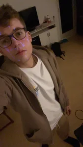 jungxSHxboy: Me ( фото)