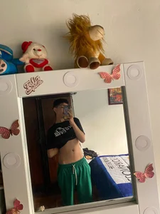 stripboys03: Harry ( 3 фото)