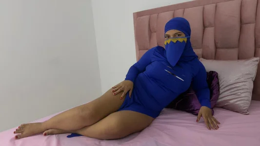Ashley_sakina Public  3. fénykép
