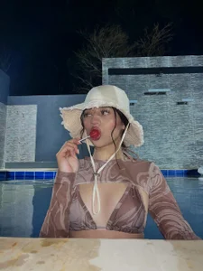 devaraquelle Me :3 Poză 2