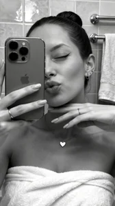 IsaVelvetxxx Public صورة واحدة|IsaVelvetxxx Public صورتان|IsaVelvetxxx Public  صور|IsaVelvetxxx Public  صورة