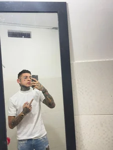 Handsomeboyss19 Public Foto 8