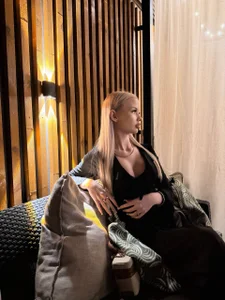 RachalVanheel Public Pic 4