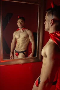 Do you want to play with me? de Sexy_Alejandro_  9 photos