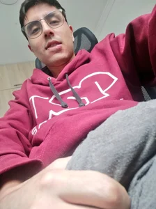 dylan_cross_: For you ( 4 фото)