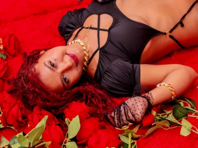 Sophiee_Velvet: Caught your attention? Good. That was the idea. 💫 ( 5 фото)