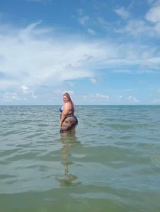 katte_landerr Holydays 💦👙 صورة واحدة|katte_landerr Holydays 💦👙 صورتان|katte_landerr Holydays 💦👙  صور|katte_landerr Holydays 💦👙  صورة