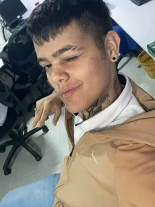 samael_betancurthow hot you drink 💦🔥 Bild