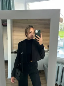 RexanneBurland Public Pic 6