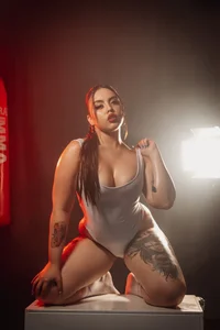 RED BOX de Nicolle_Ruizz Foto 2