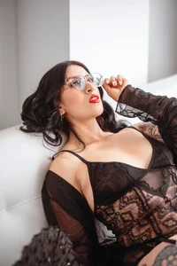 kira_moon__ One Session Professional 😏🔥 Pic 6