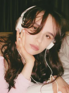 Avrilmoon some pink pics Immagine  2