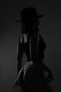 KIRA SEXY💋💋
