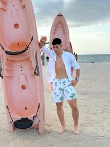 Houston__bull I love the beach Foto 4