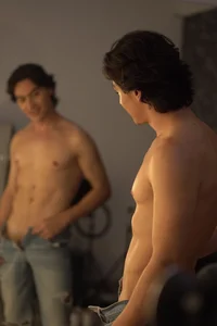 AlexanderHallのPublicの 3枚の写真