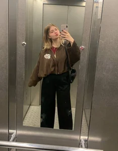 AdeleBaile: Public ( 4 фото)