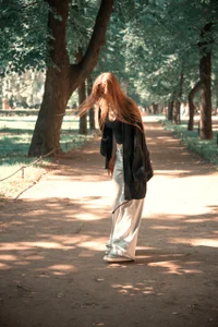 Chloe_Vixen let's go for a walk together? Pic 4