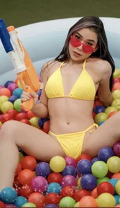 Public de AprilDubois Foto 3