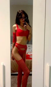 EmiliaXxx2 🫦 Pic