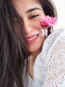 come meet me de Girelina  2 Imagens