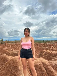 mia_slutty_ Public Pic 3