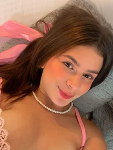 Sweet Alice💕 de AliceCruzz  4 Imagens