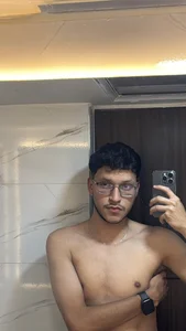 Sebastian19young Public Pic 2