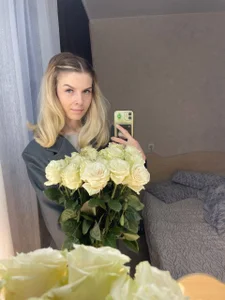 tyty_piupiu I'm a flower girl! 🌸🌸🌸 Pic 5