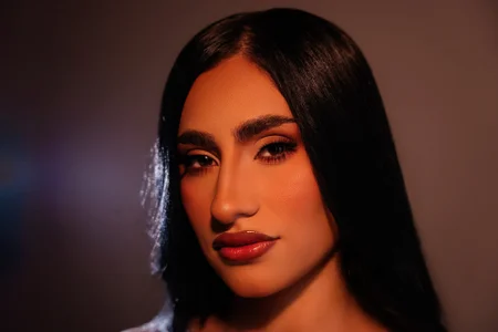 KatieRobinson_ Public Pic 7