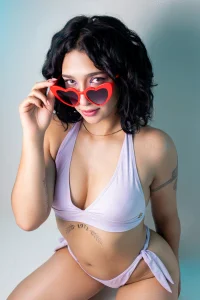 Cleo_Foxx: Public ( 5 фото)