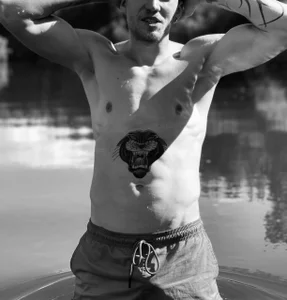 Huntall77 Public Poză 3