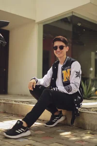 Matt_Angelo I FEEL SEXY Pic 3