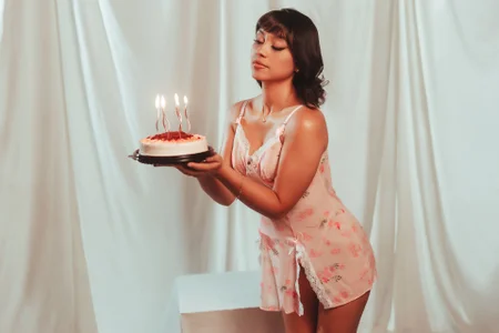Happy birthday to me 🎂 de emilyruiz1  3 Imagens