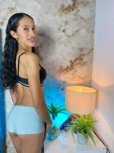 RoseTaylor__ Dazzling Beauty Immagine 