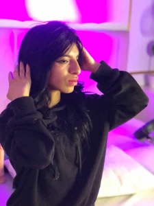 Sexy college girl 📖🔥