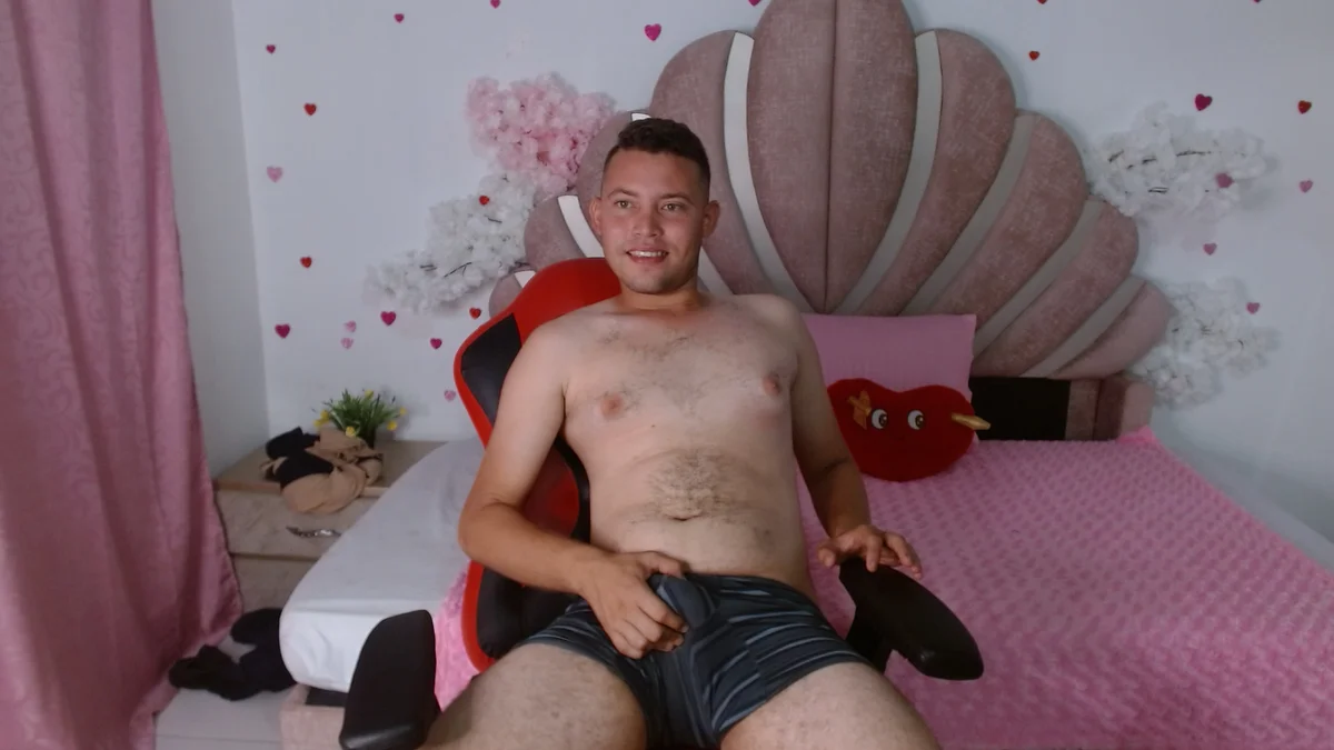 sven_fox723 Trending Pic 3293