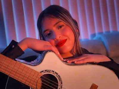 Isabella_Foxx_: apasionante ( 2 фото)