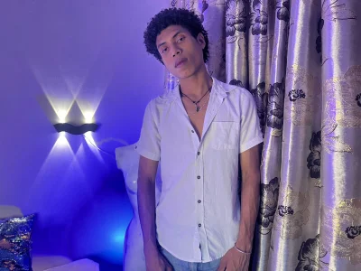 FOLLOW ME GUYS de Walkers05  2 photos