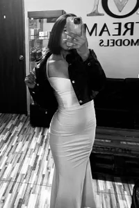 ximena_vasquez8のTry me 🤤🔥の 4枚の写真