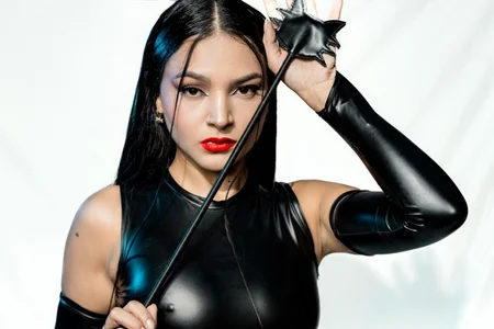 MY ALTER EGO🤫👠🕸️ od AriaLioren  2 snímek