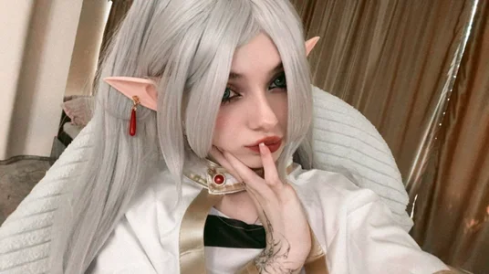🌸Freeren cosplay🌸 od MeviCoral  2 snímek