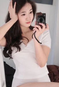 SeulBi: Sana ( 2 фото)